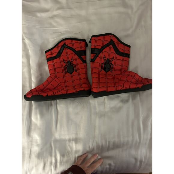 disney store SpiderMan Boot Slippers size 13/1 - Picture 2 of 4